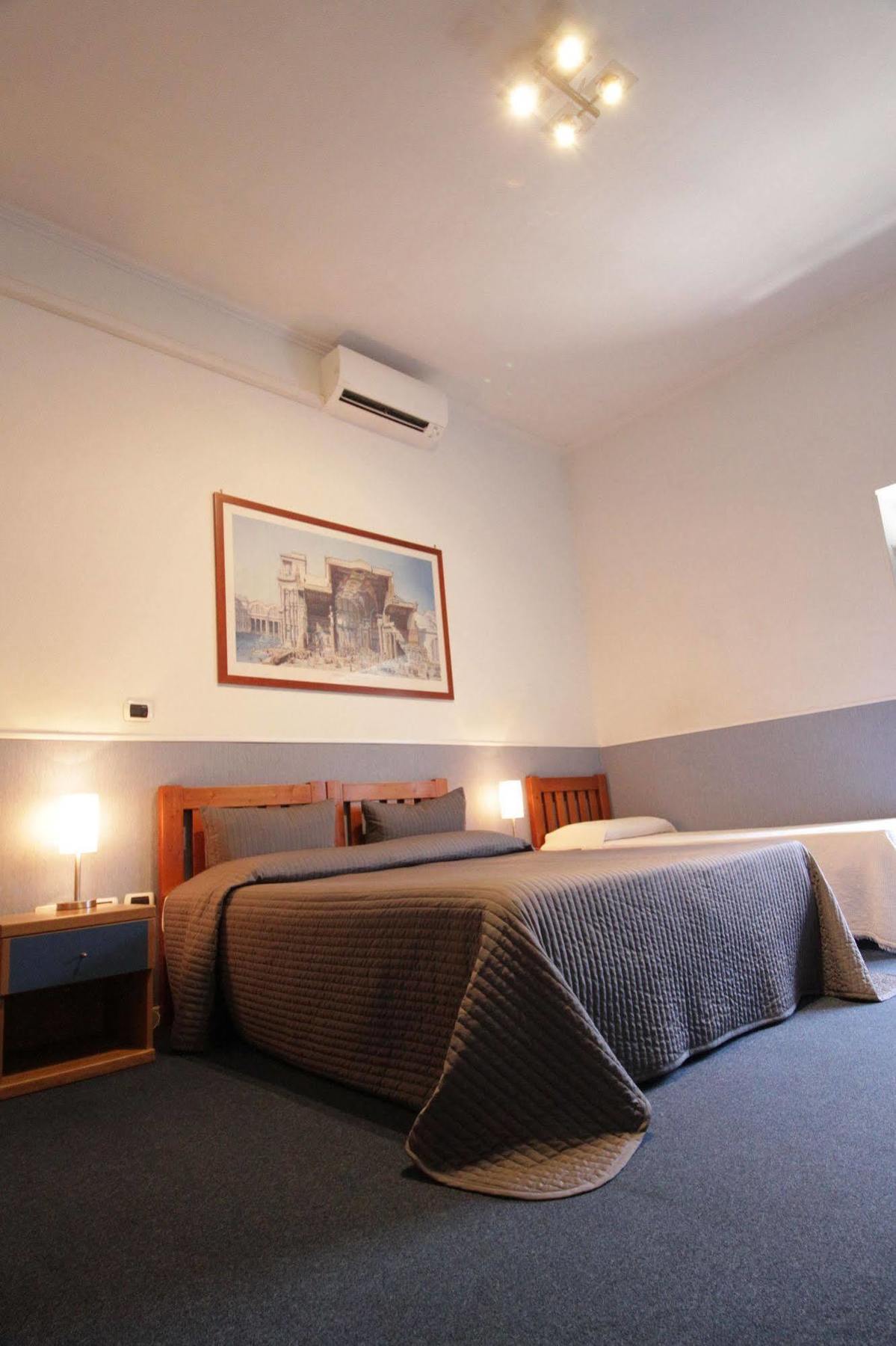 Tourist House B&B Рим Экстерьер фото
